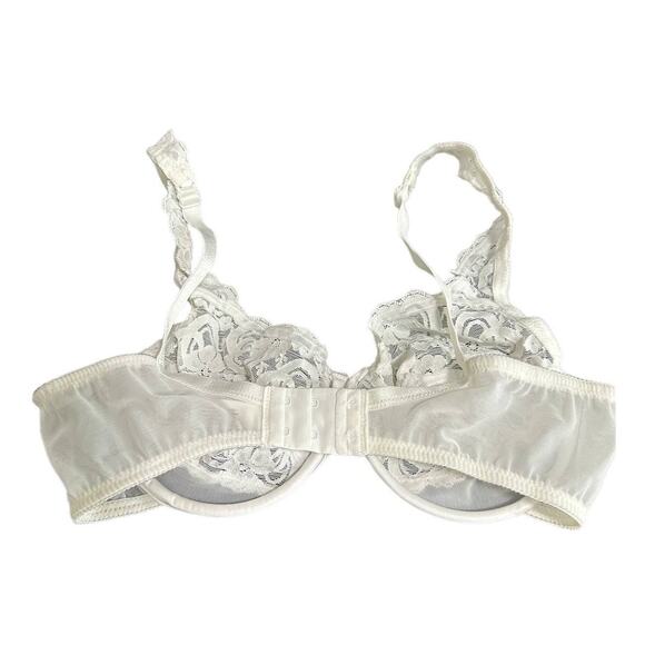 Victoria's Secret Womens White Lace Sheer Underwire Bra Size 34C Sexy Minimizer - Picture 2 of 7